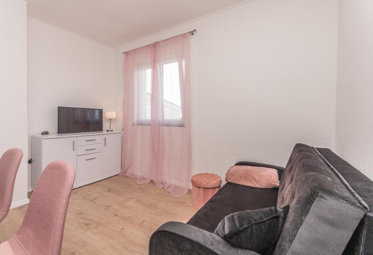 Agape Apartments Biograd Na Moru Exterior foto